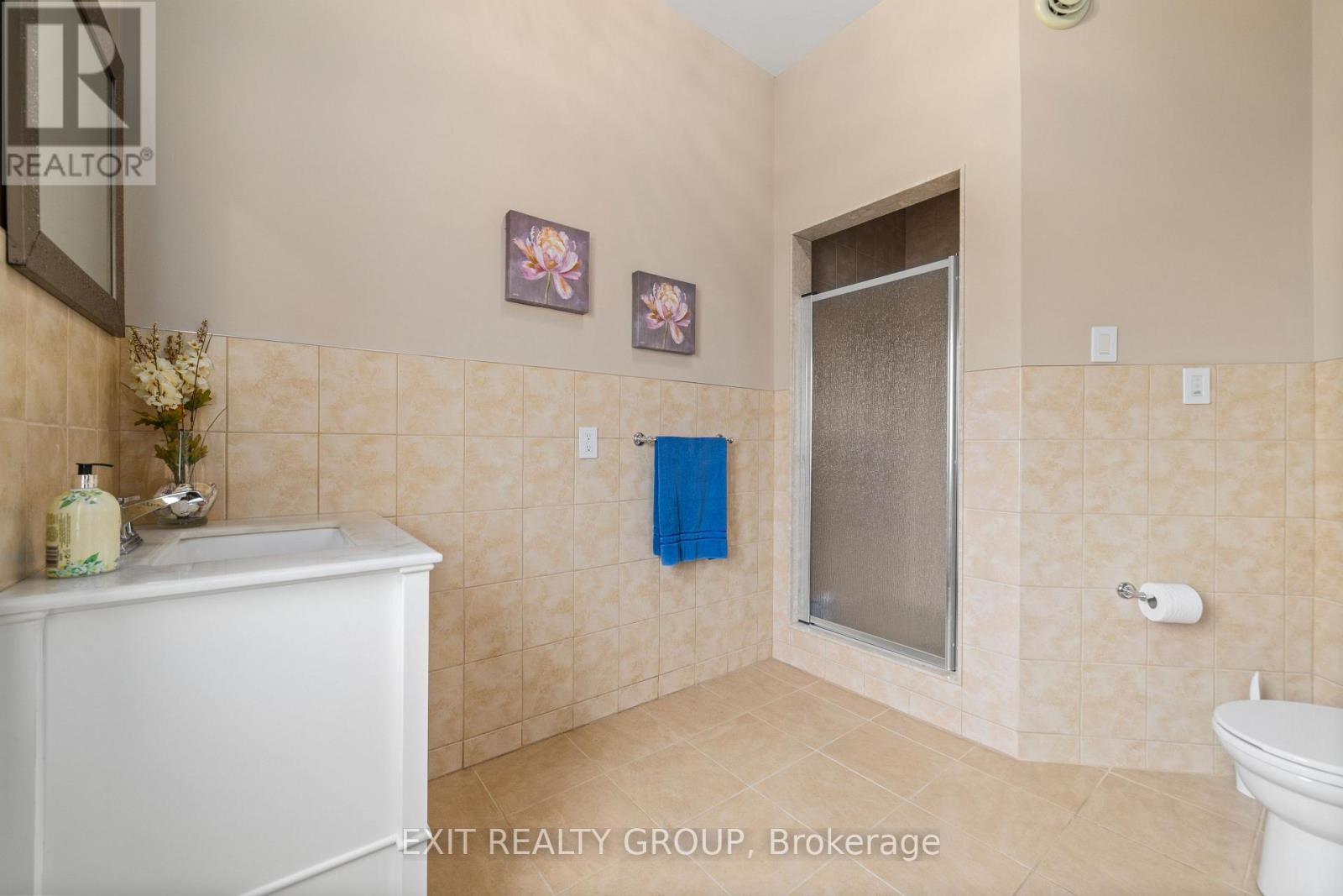 19281 Loyalist Parkway, Prince Edward County (Hillier Ward), Ontario  K0K 1T0 - Photo 30 - X12767402