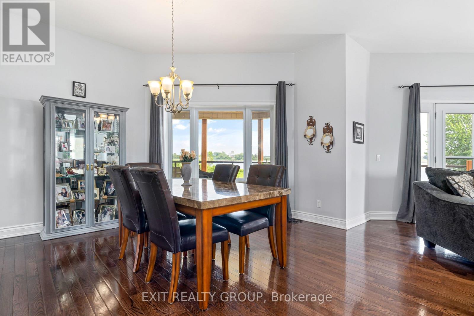 19281 Loyalist Parkway, Prince Edward County (Hillier Ward), Ontario  K0K 1T0 - Photo 4 - X12767402