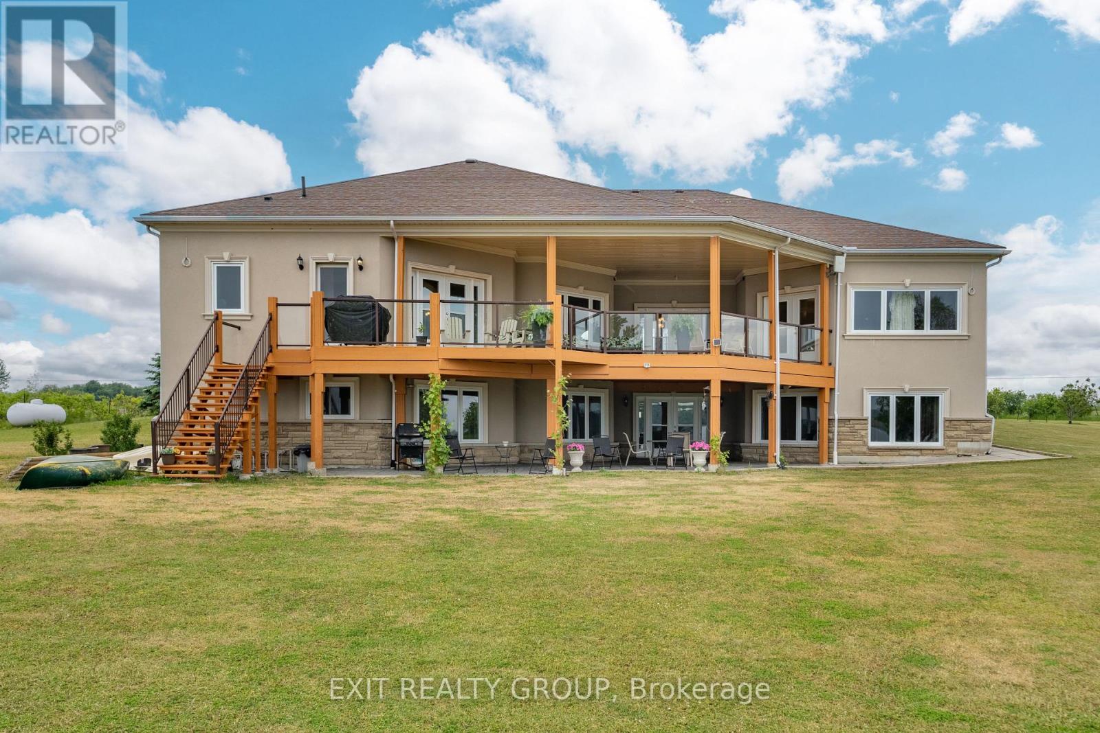 19281 Loyalist Parkway, Prince Edward County (Hillier Ward), Ontario  K0K 1T0 - Photo 41 - X12767402