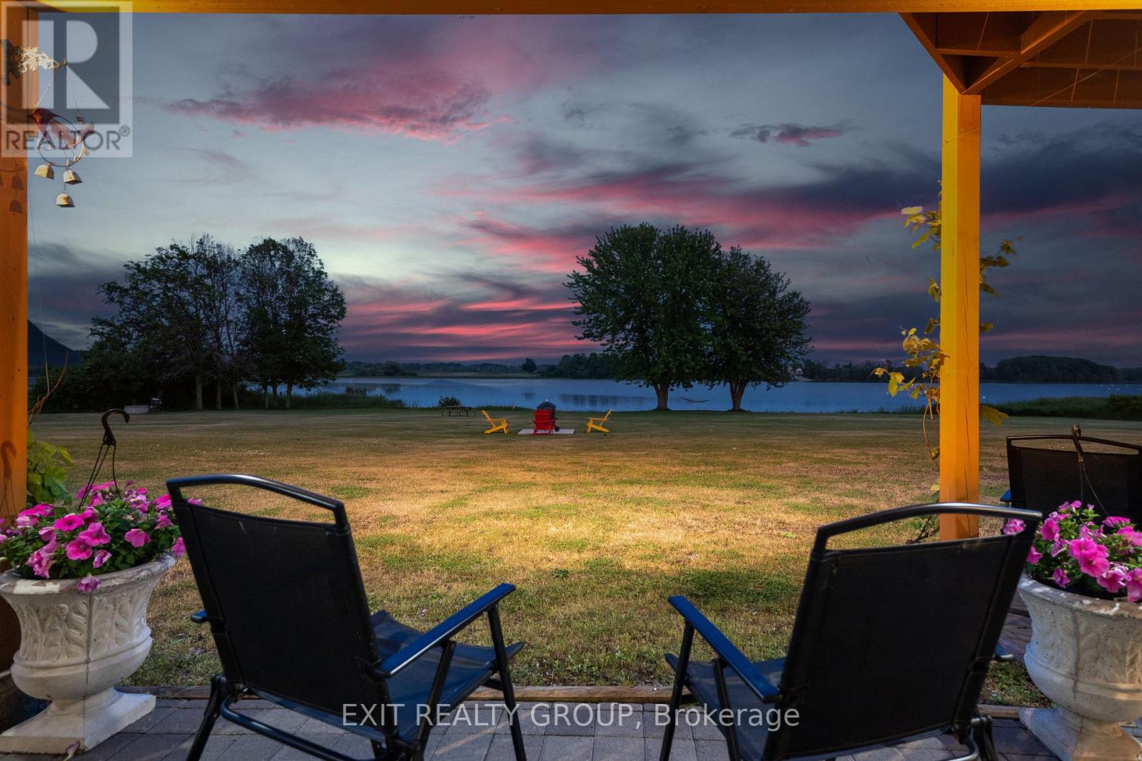 19281 Loyalist Parkway, Prince Edward County (Hillier Ward), Ontario  K0K 1T0 - Photo 47 - X12767402