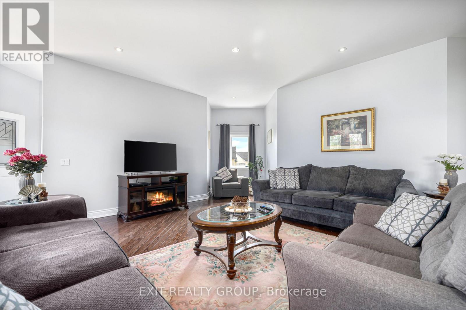 19281 Loyalist Parkway, Prince Edward County (Hillier Ward), Ontario  K0K 1T0 - Photo 5 - X12767402