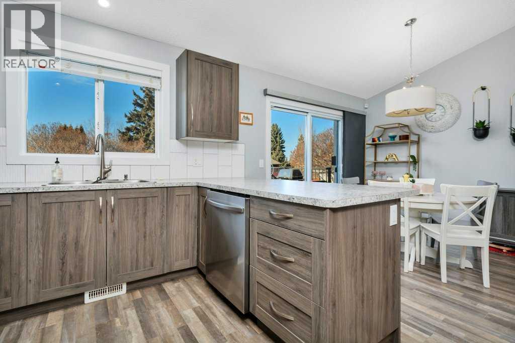 12 Rutherford Drive, Red Deer, Alberta  T4P 2Z2 - Photo 13 - A2284427