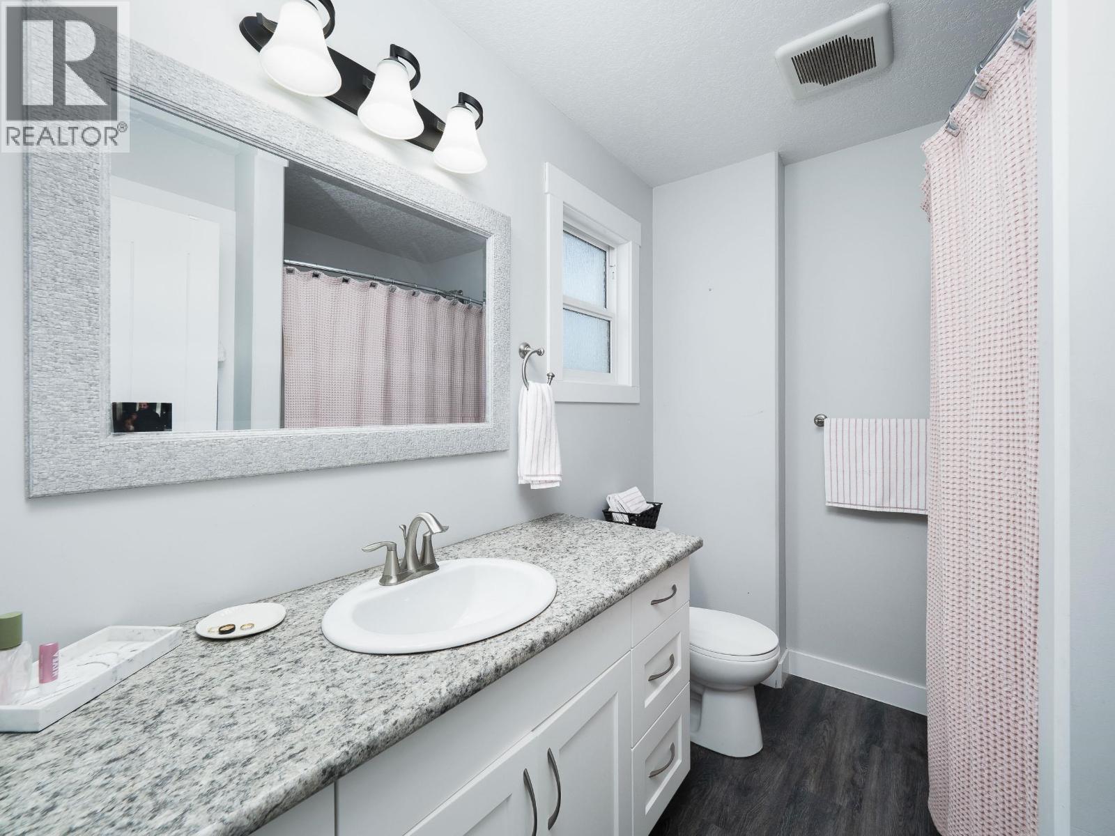 5228 Woodvalley Drive, Prince George, British Columbia  V2K 5A6 - Photo 13 - R3081991