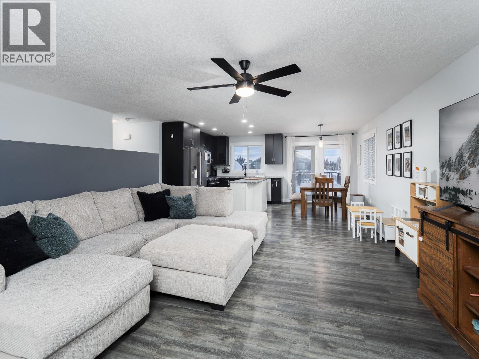 5228 Woodvalley Drive, Prince George, British Columbia  V2K 5A6 - Photo 5 - R3081991