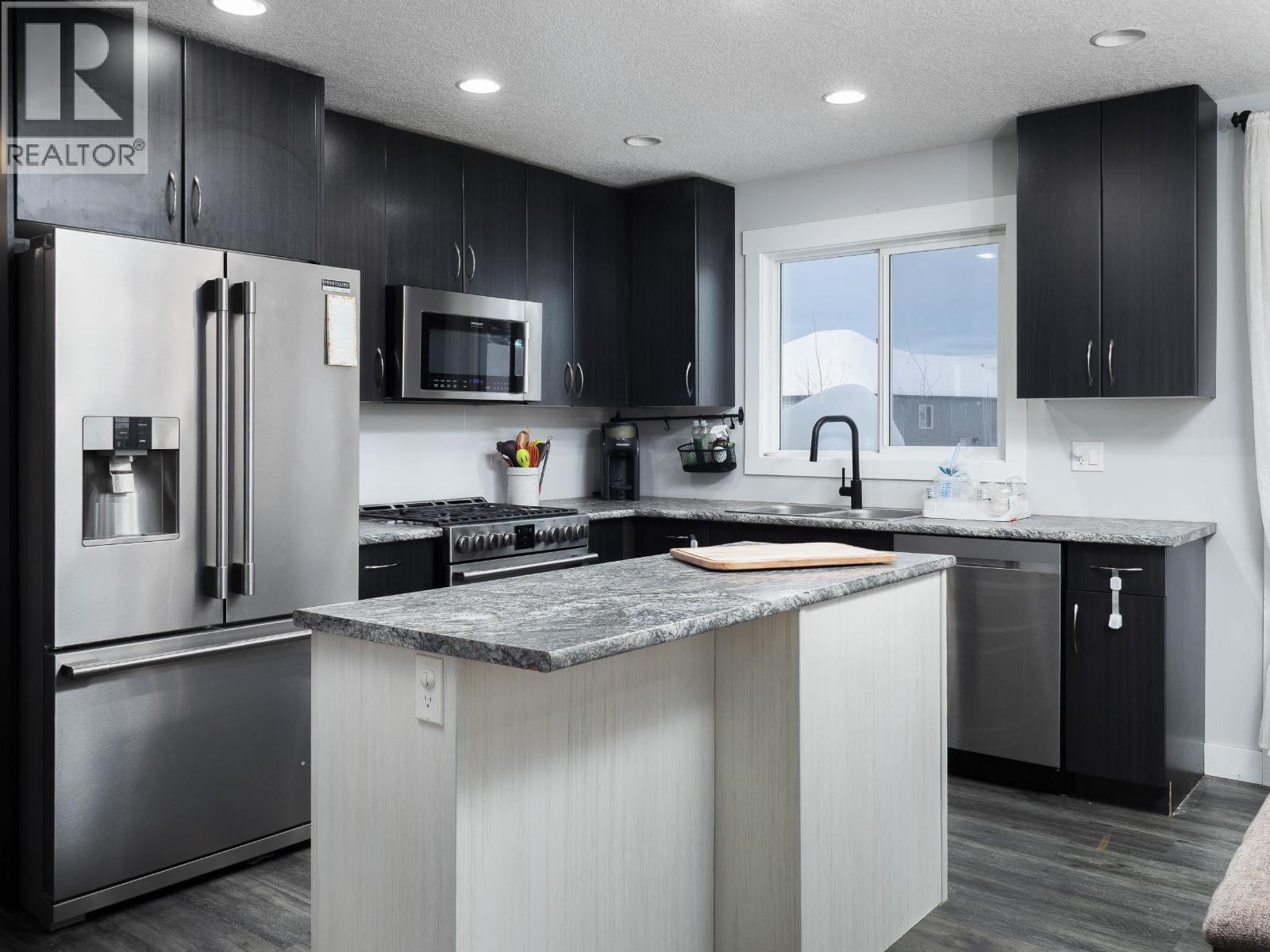 5228 Woodvalley Drive, Prince George, British Columbia  V2K 5A6 - Photo 7 - R3081991