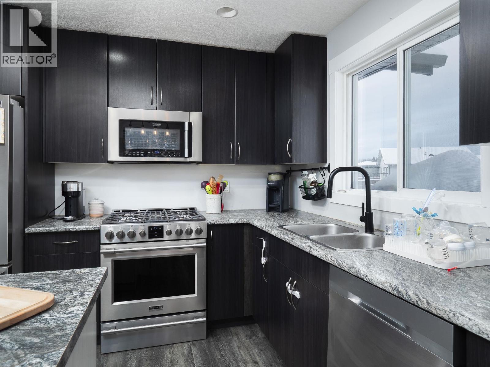 5228 Woodvalley Drive, Prince George, British Columbia  V2K 5A6 - Photo 8 - R3081991