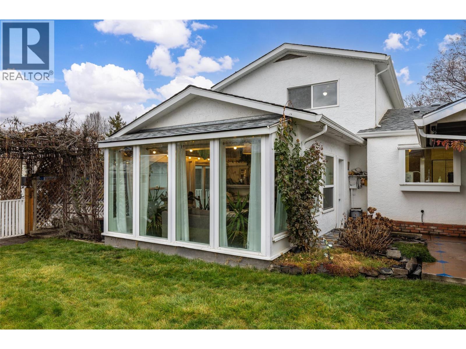 695 Moraine Court, Kelowna, British Columbia  V1X 5X2 - Photo 43 - 10374448