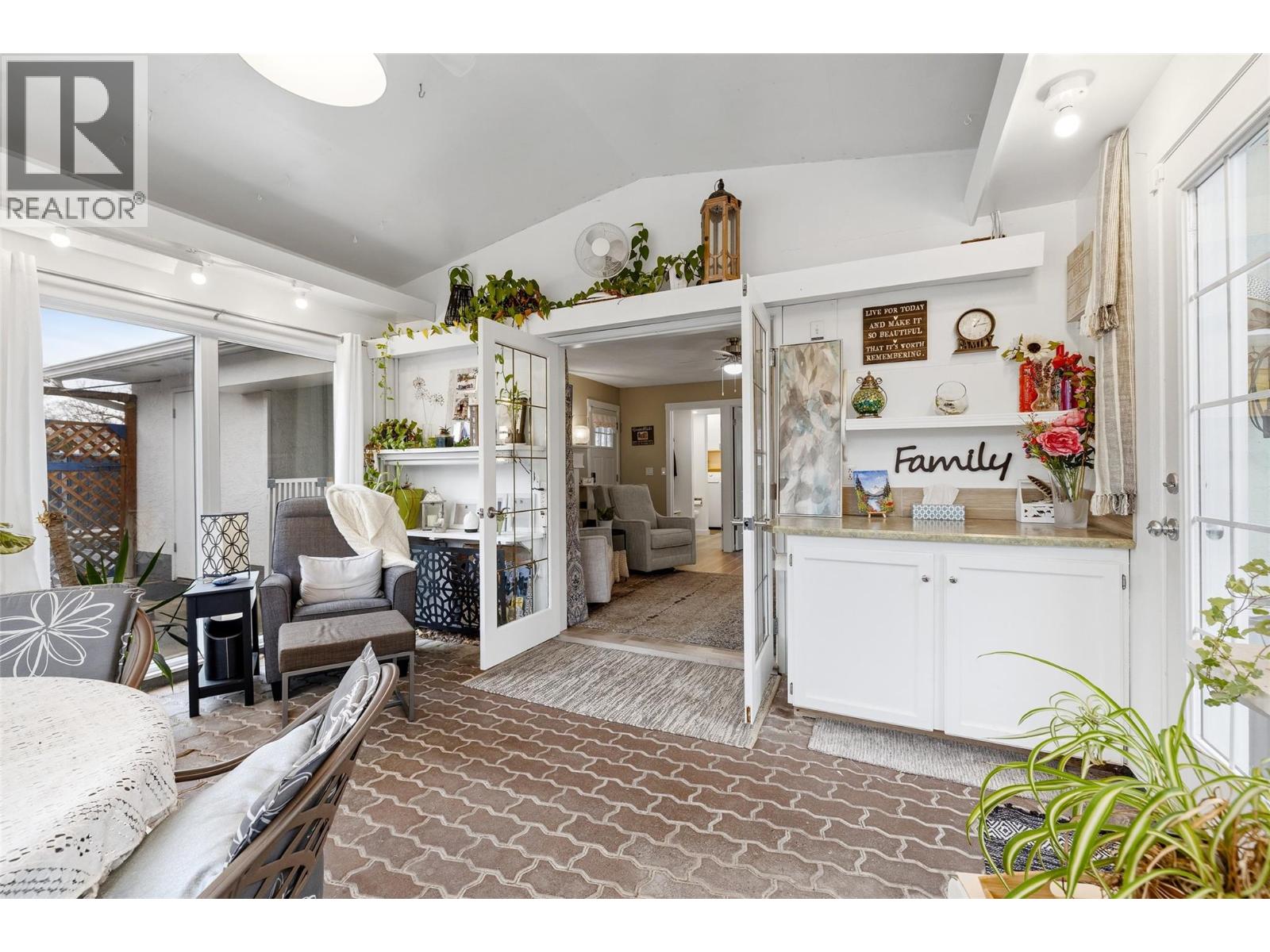 695 Moraine Court, Kelowna, British Columbia  V1X 5X2 - Photo 24 - 10374448