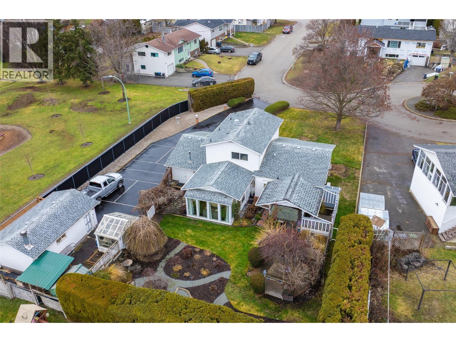 695 Moraine Court, Kelowna, British Columbia  V1X 5X2 - Photo 66 - 10374448