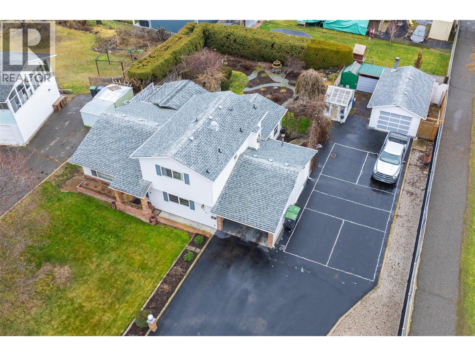 695 Moraine Court, Kelowna, British Columbia  V1X 5X2 - Photo 78 - 10374448