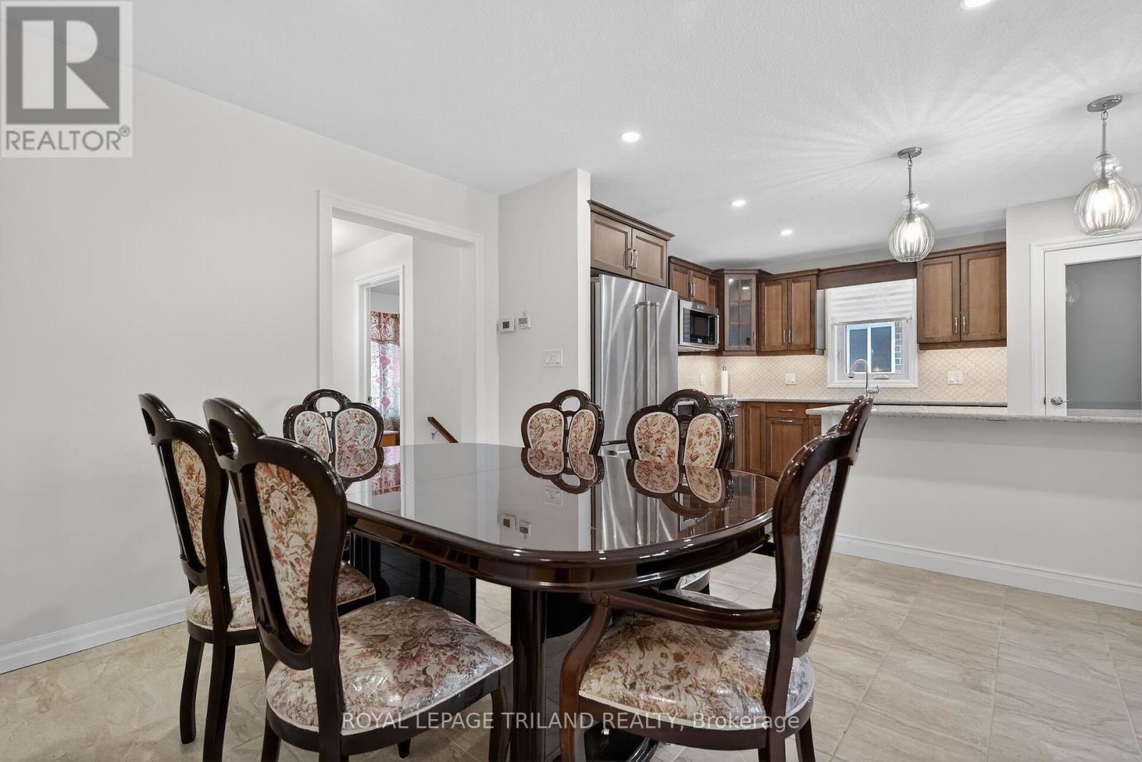 64 Ambrosia Path, St. Thomas, Ontario  N5R 0L4 - Photo 11 - X12767320