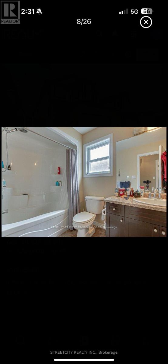 812 Reeves Avenue, London North, Ontario  N6G 5K3 - Photo 5 - X12767528