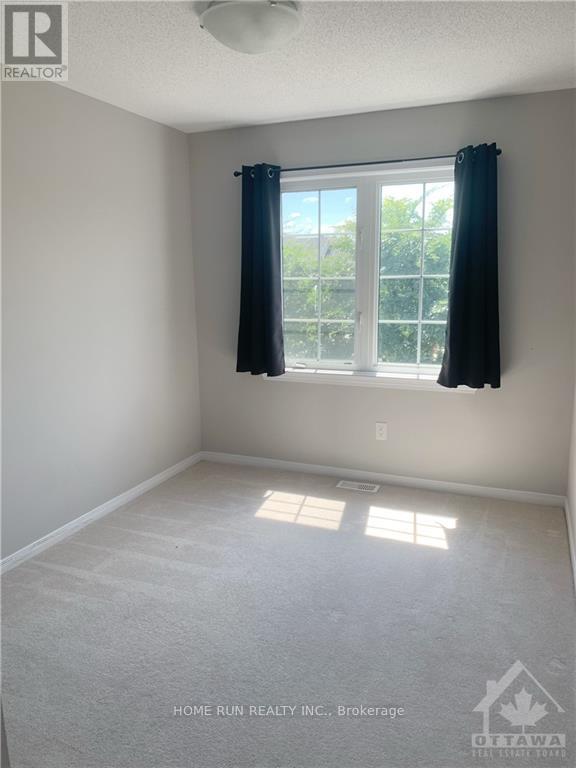 488 Dundonald Drive, Ottawa, Ontario  K2S 5S7 - Photo 10 - X12767488