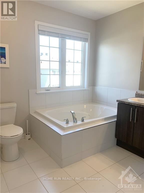 488 Dundonald Drive, Ottawa, Ontario  K2S 5S7 - Photo 15 - X12767488