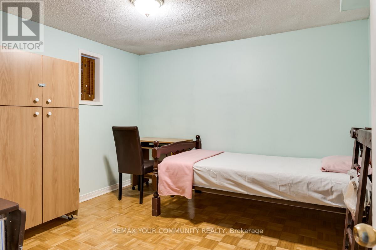 15 Coventry Street, Toronto (Oakridge), Ontario  M1L 1A7 - Photo 29 - E12748780