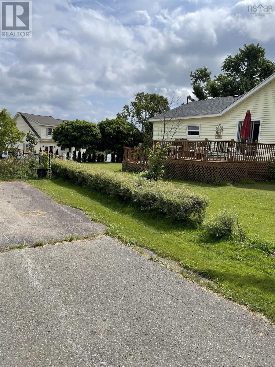 16 D Macisaac Road, Post Road, Nova Scotia  B2G 2J9 - Photo 40 - 202602338