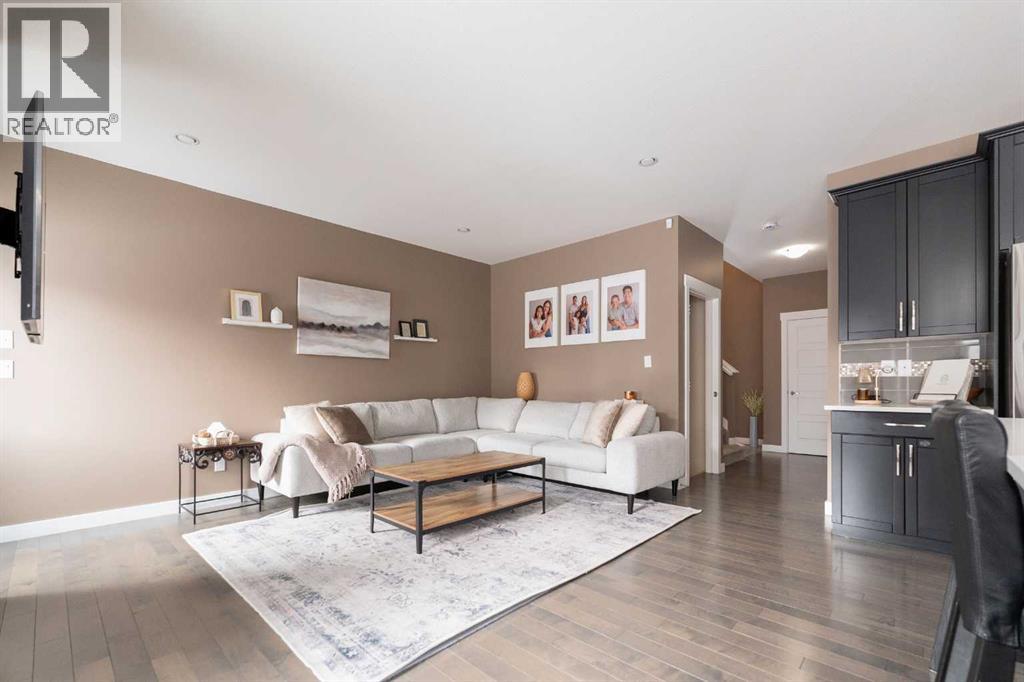 172 Firelight Way W, Lethbridge, Alberta  T1J 4B2 - Photo 10 - A2274526