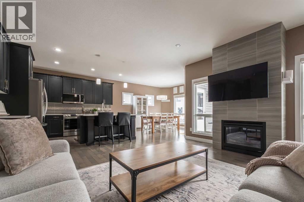 172 Firelight Way W, Lethbridge, Alberta  T1J 4B2 - Photo 7 - A2274526