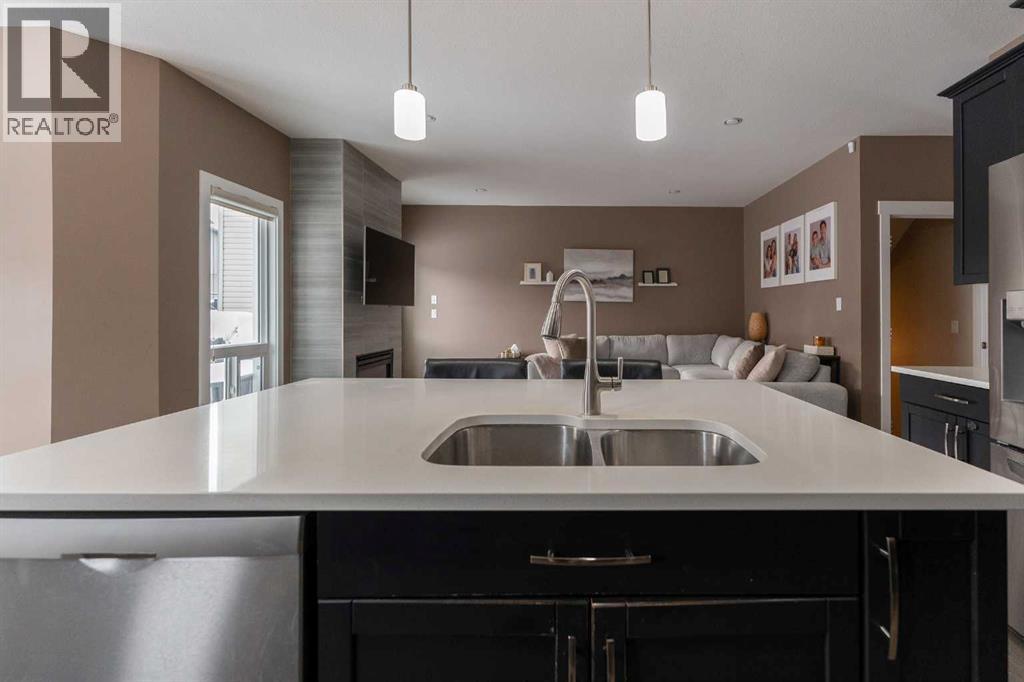 172 Firelight Way W, Lethbridge, Alberta  T1J 4B2 - Photo 14 - A2274526