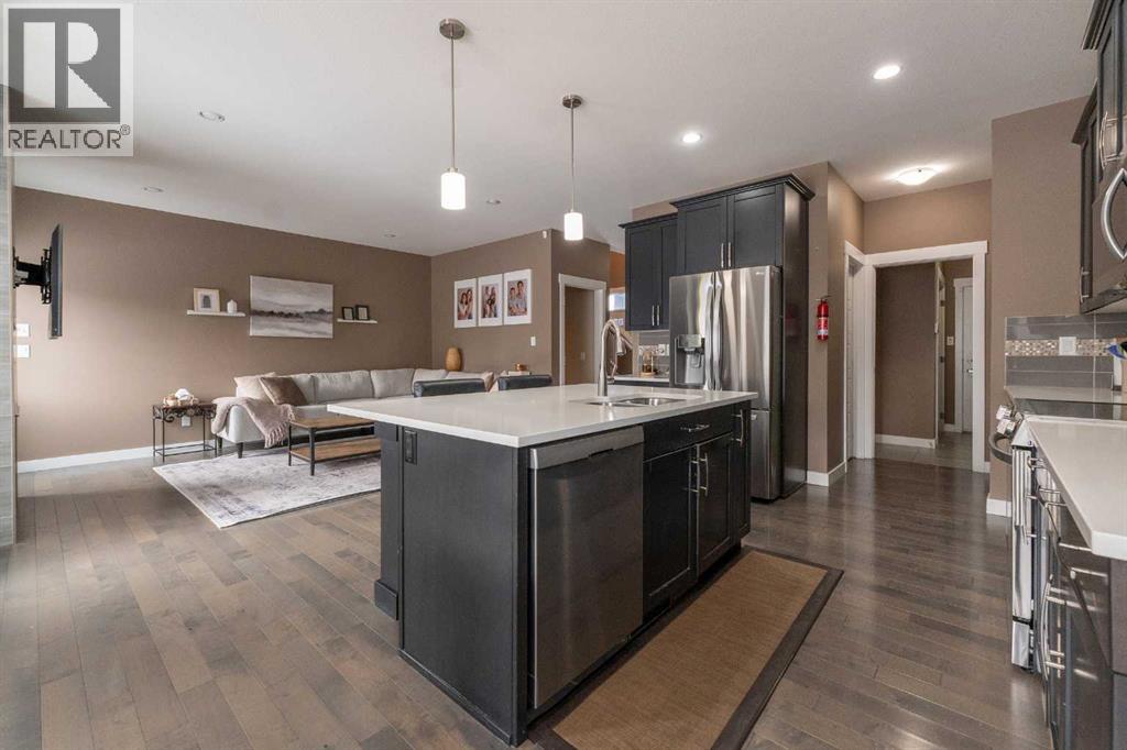 172 Firelight Way W, Lethbridge, Alberta  T1J 4B2 - Photo 13 - A2274526