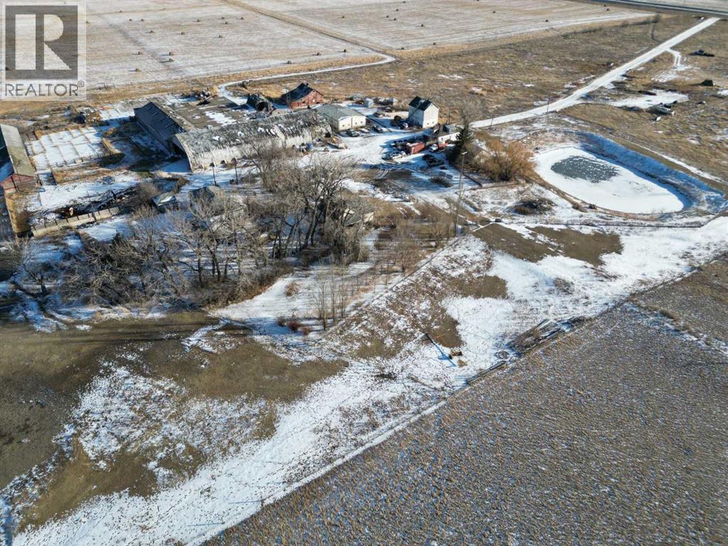 24 213032 Twp Rd. 94, Rural Lethbridge County, Alberta  T1J 5R2 - Photo 12 - A2281485