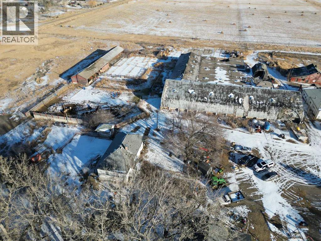 24 213032 Twp Rd. 94, Rural Lethbridge County, Alberta  T1J 5R2 - Photo 11 - A2281485