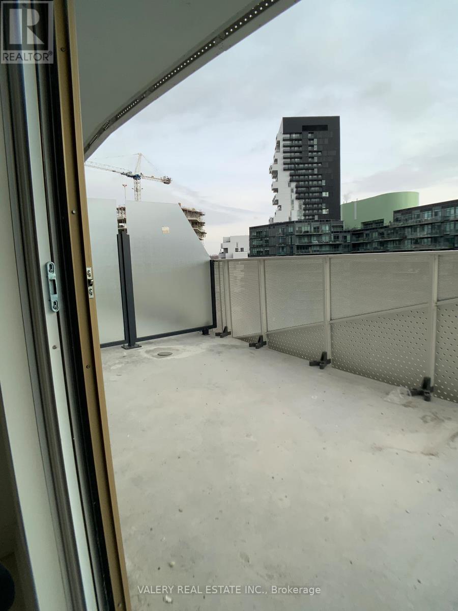 1002 - 60 Tannery Road, Toronto, Ontario  M5A 0S8 - Photo 11 - C12767372