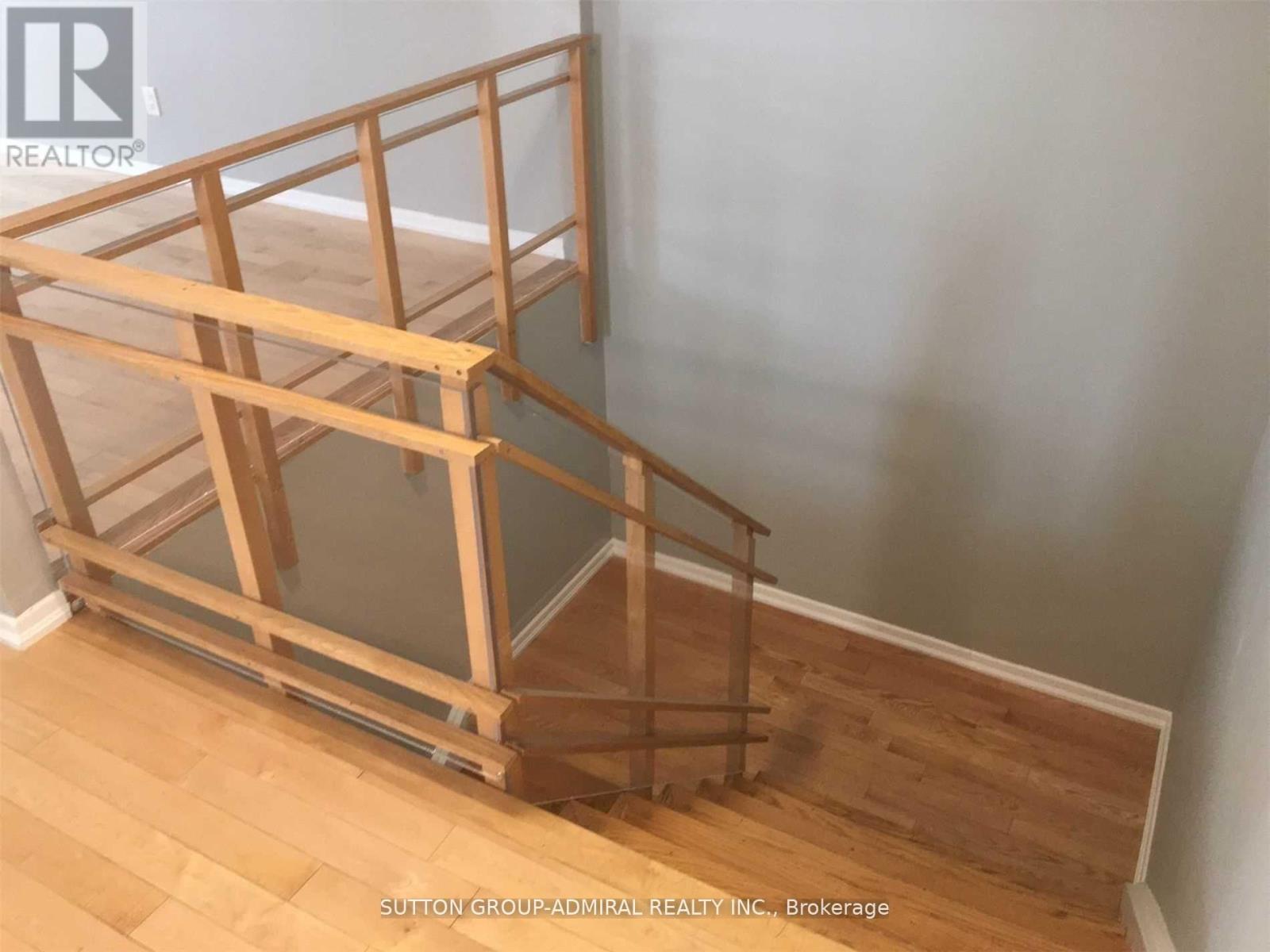 2nd Flr - 4 Nootka Crescent, Toronto, Ontario  M2H 2X6 - Photo 26 - C12767388