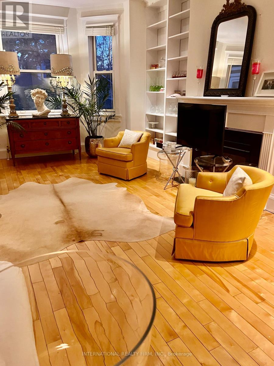 Upper - 220 Rose Park Drive, Toronto, Ontario  M4T 1R5 - Photo 4 - C12767404