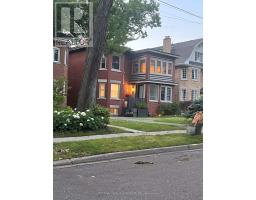 UPPER - 220 ROSE PARK DRIVE, Toronto, Ontario
