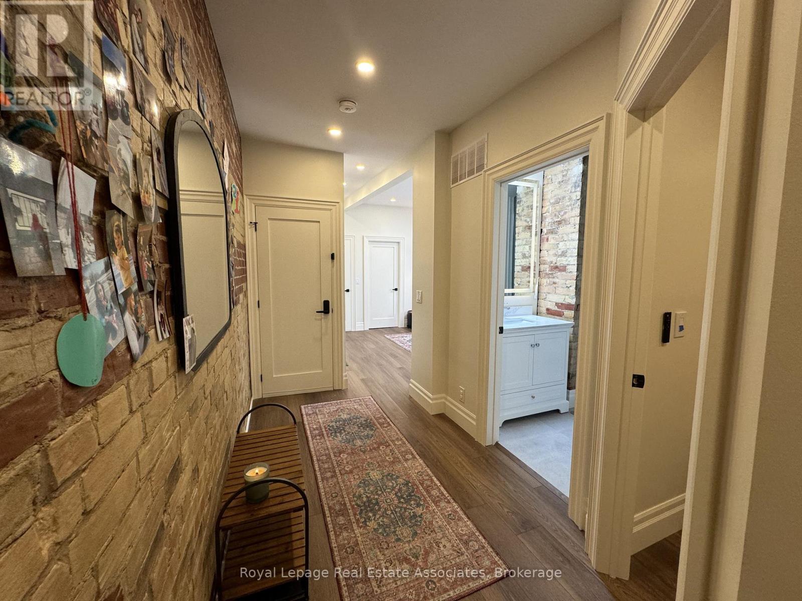 Third Floor - 56 Stewart Street, Toronto, Ontario  M5V 1H6 - Photo 5 - C12767438