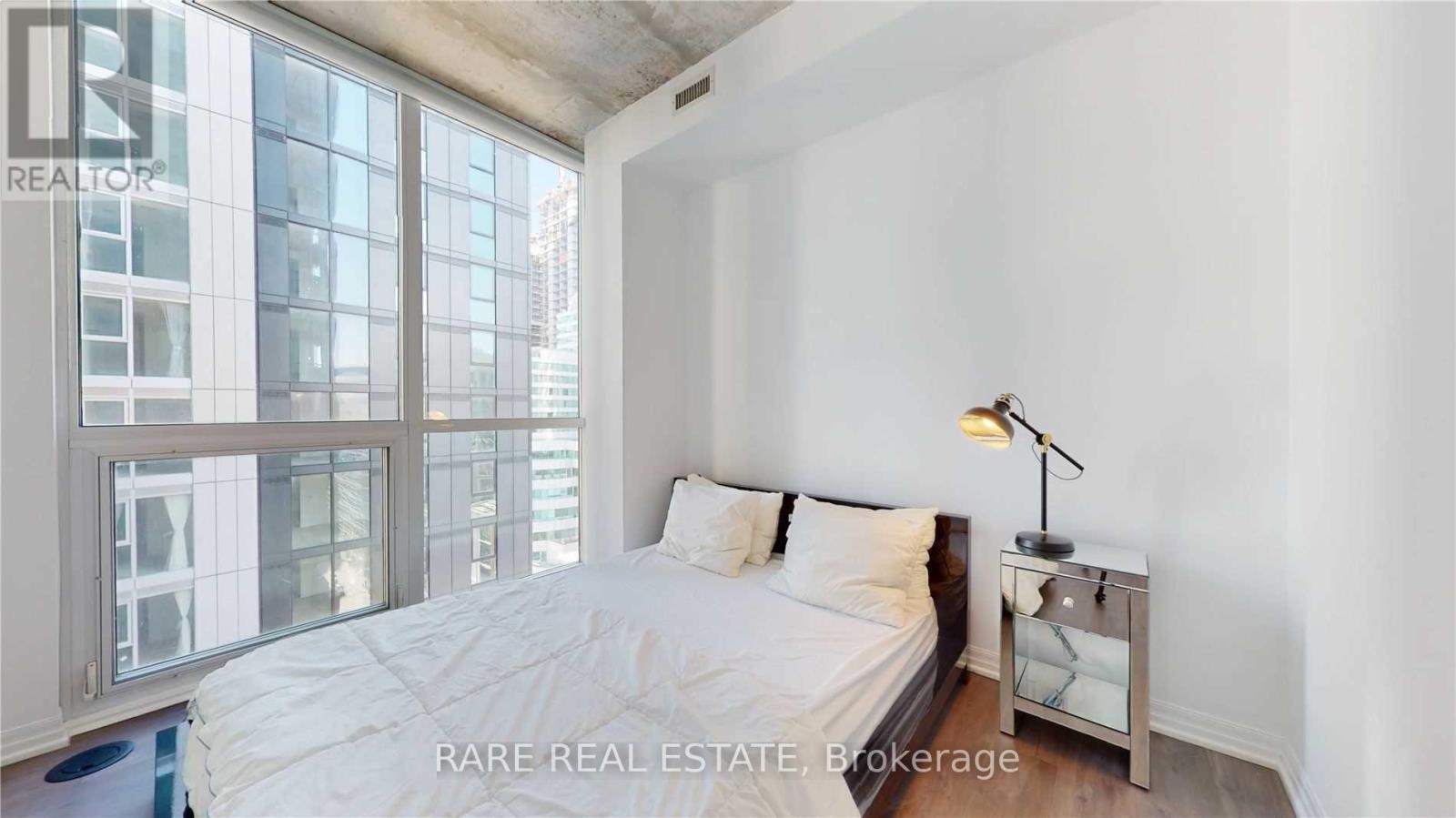 1302 - 88 Blue Jays Way, Toronto, Ontario  M5V 0L7 - Photo 10 - C12767446