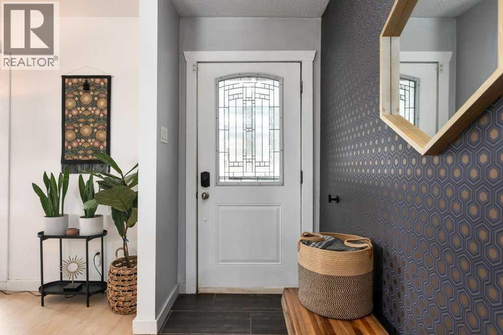 10219 Maplebrook Place Se, Calgary, Alberta  T2J 1S7 - Photo 2 - A2283294