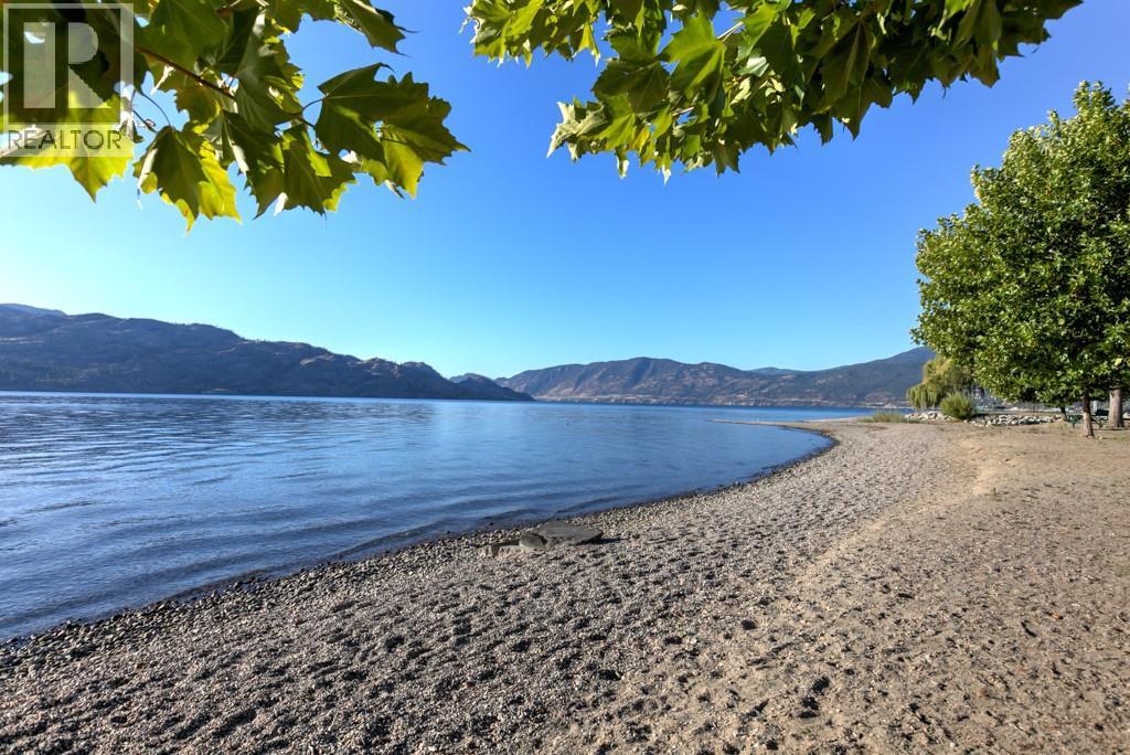 3996 Beach Avenue Unit# 202 Peachland Photo 34