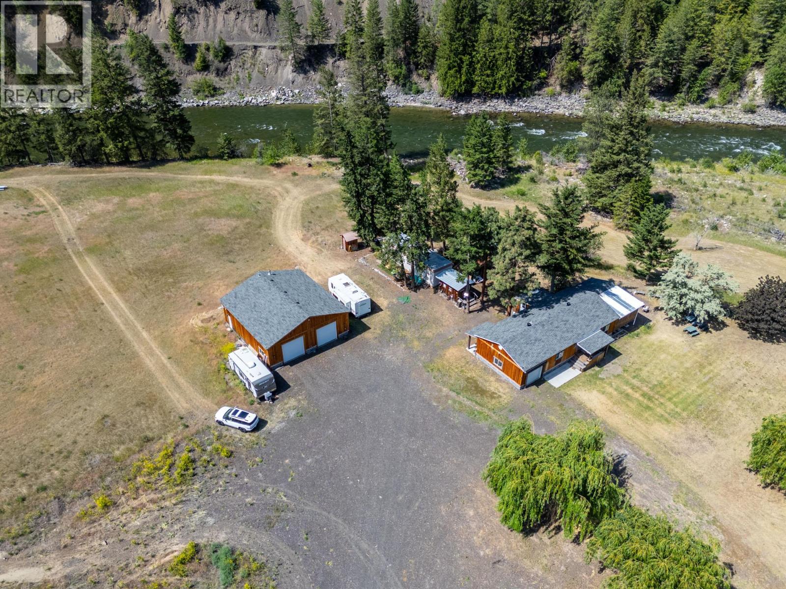 6097 Highway 3, Hedley, British Columbia