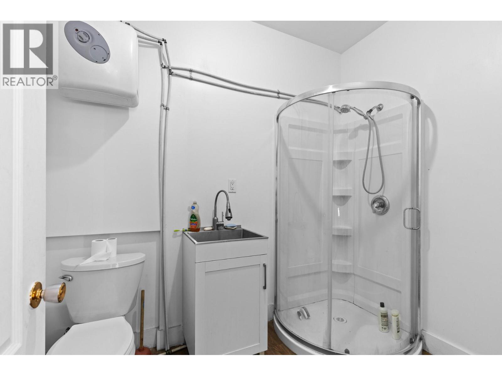 6097 Highway 3, Hedley, British Columbia  V0X 1N1 - Photo 69 - 10375200