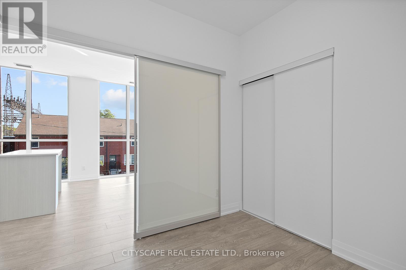 217 - 286 Main Street, Toronto, Ontario  M4C 0B3 - Photo 10 - E12767506