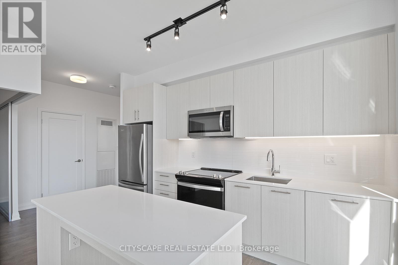 217 - 286 Main Street, Toronto, Ontario  M4C 0B3 - Photo 13 - E12767506