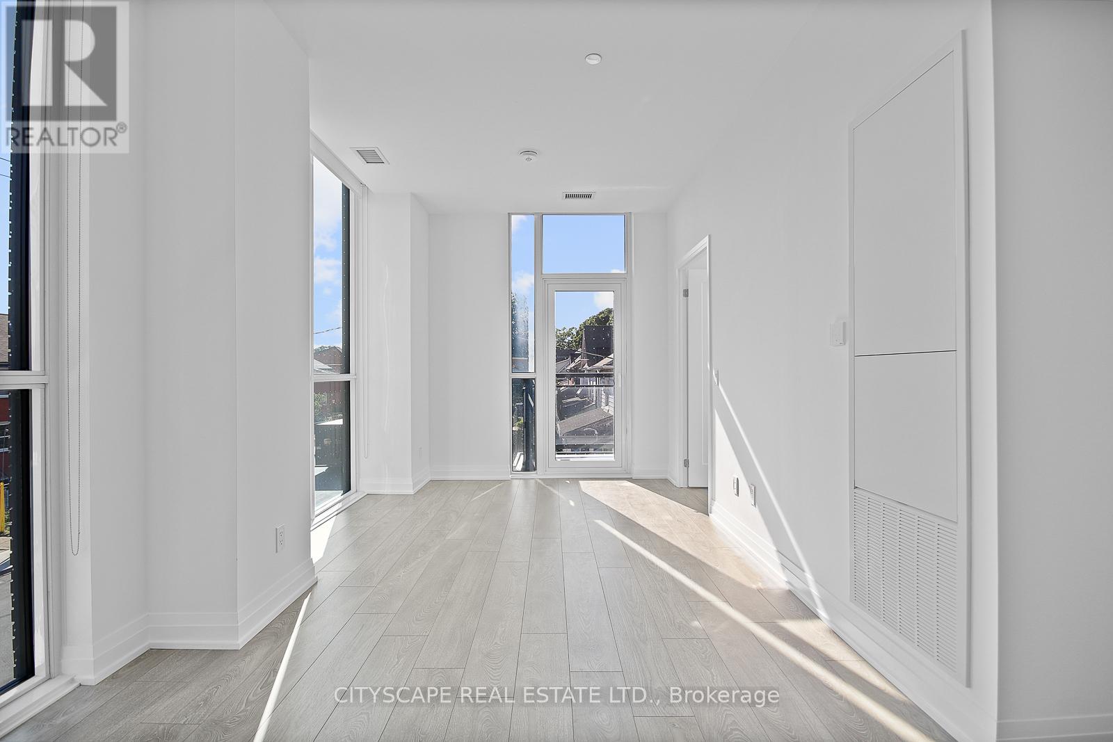 217 - 286 Main Street, Toronto, Ontario  M4C 0B3 - Photo 15 - E12767506