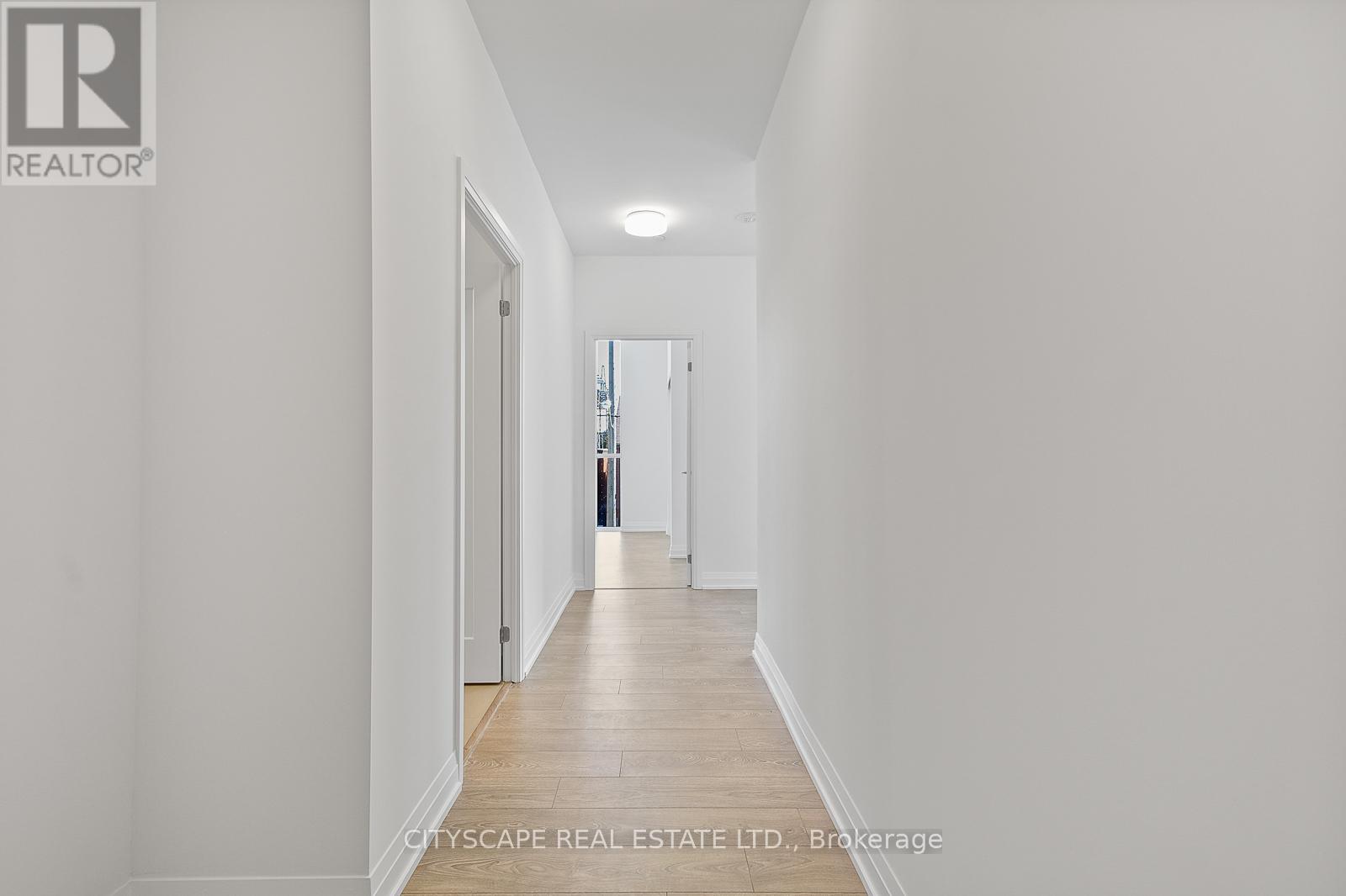 217 - 286 Main Street, Toronto, Ontario  M4C 0B3 - Photo 3 - E12767506