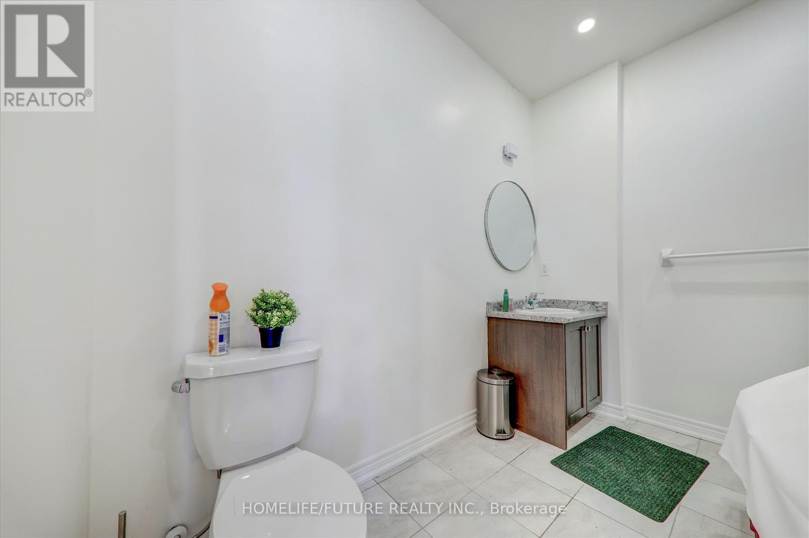 1130 Baltic Lane, Pickering, Ontario  L1X 0G9 - Photo 8 - E12767512