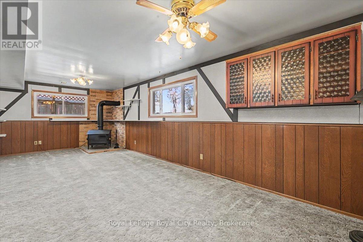 15 Inverness Drive, Guelph (Riverside Park), Ontario  N1E 3L7 - Photo 21 - X12747460