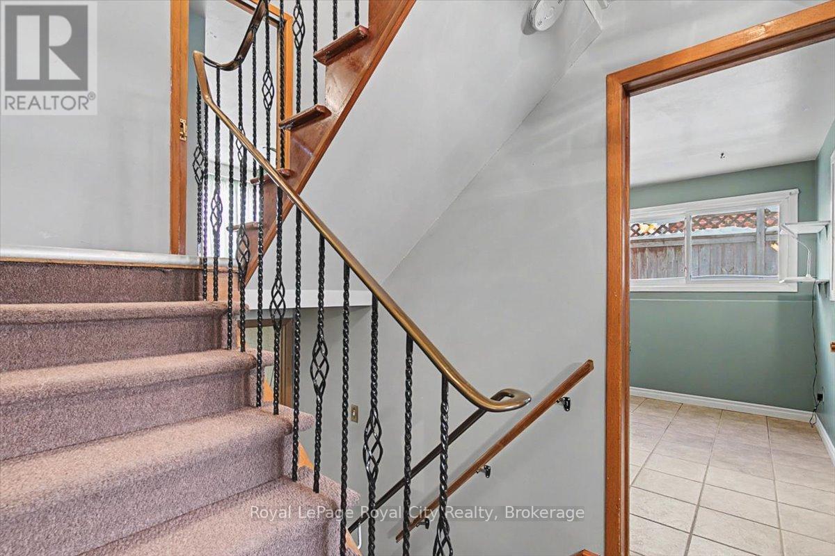 15 Inverness Drive, Guelph (Riverside Park), Ontario  N1E 3L7 - Photo 19 - X12747460