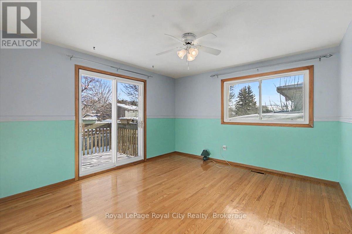 15 Inverness Drive, Guelph (Riverside Park), Ontario  N1E 3L7 - Photo 15 - X12747460