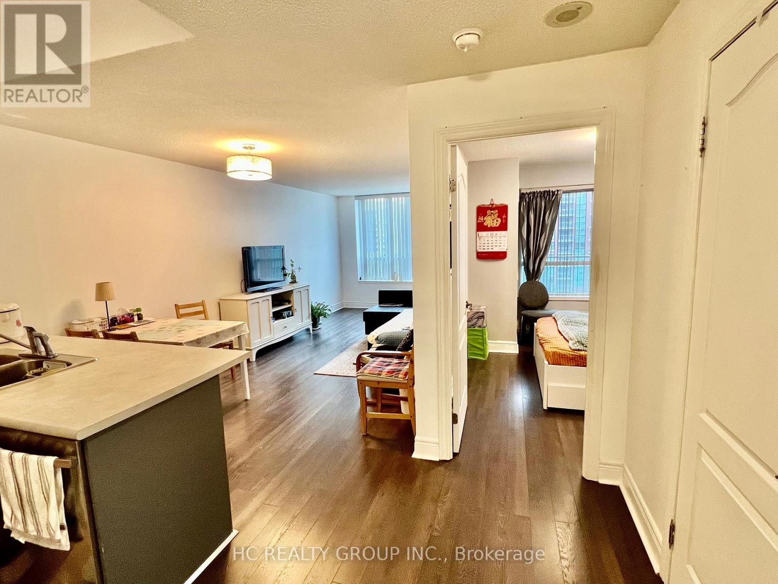 722 - 62 Suncrest Boulevard, Markham, Ontario  L3T 7Y6 - Photo 6 - N12767344