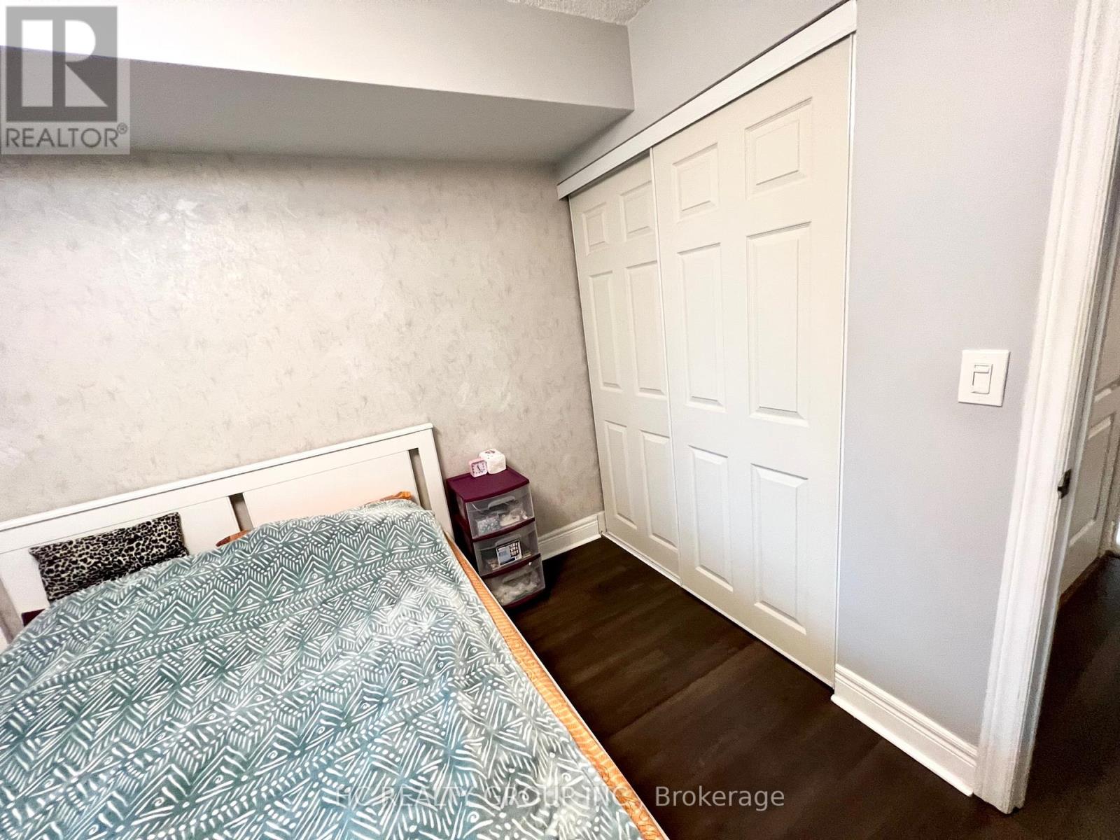 722 - 62 Suncrest Boulevard, Markham, Ontario  L3T 7Y6 - Photo 8 - N12767344