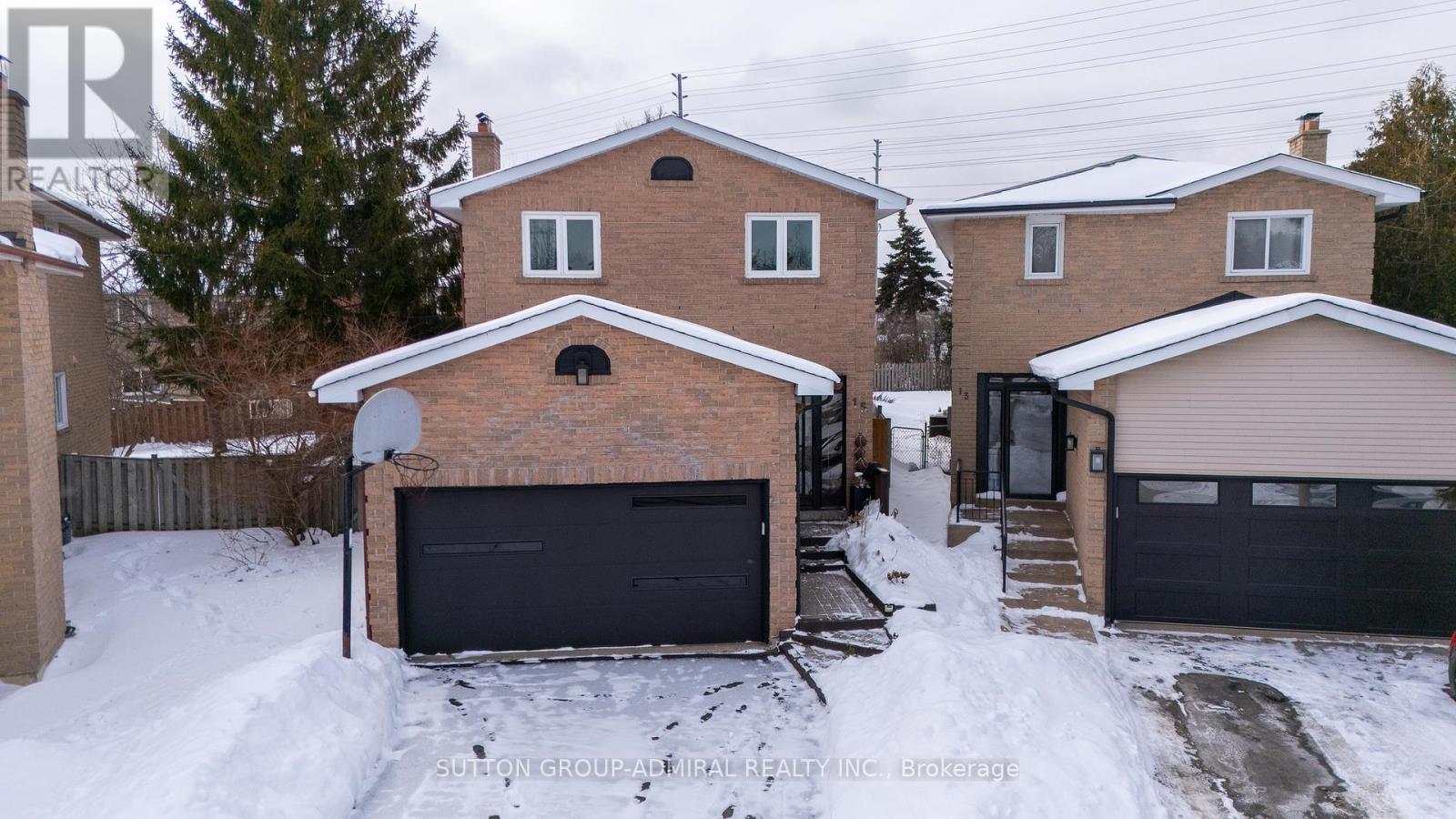 15 Miles Court, Richmond Hill, Ontario  L4C 5P7 - Photo 1 - N12767364