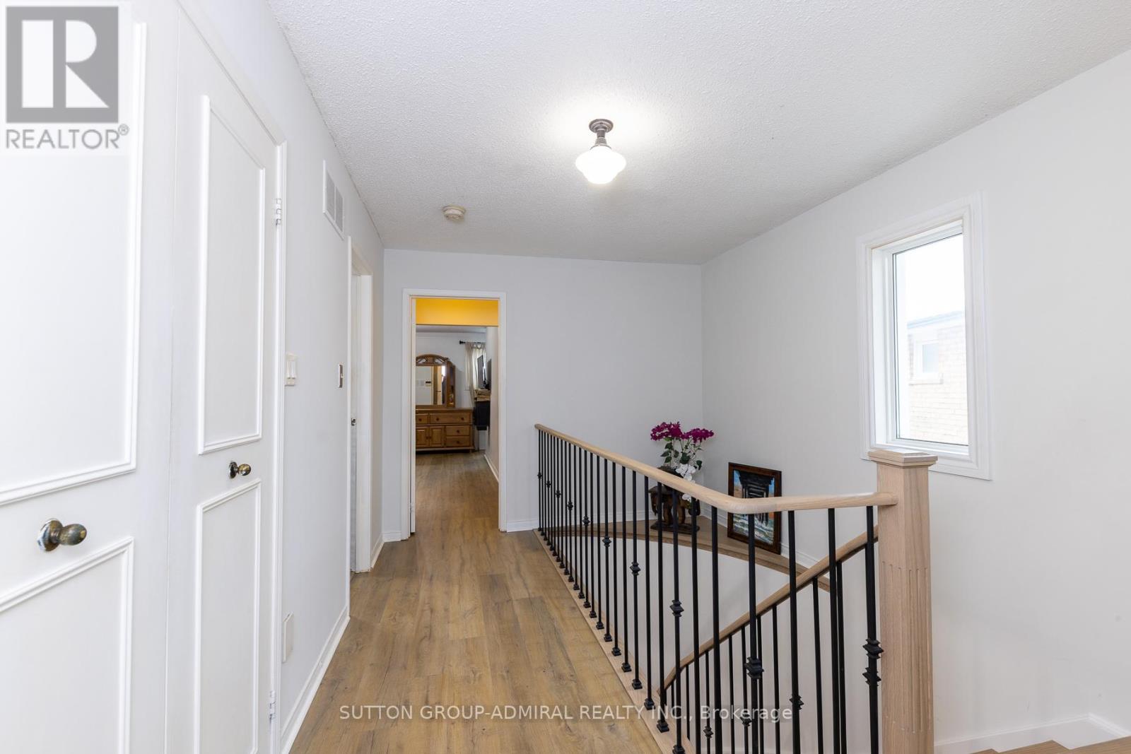 15 Miles Court, Richmond Hill, Ontario  L4C 5P7 - Photo 21 - N12767364