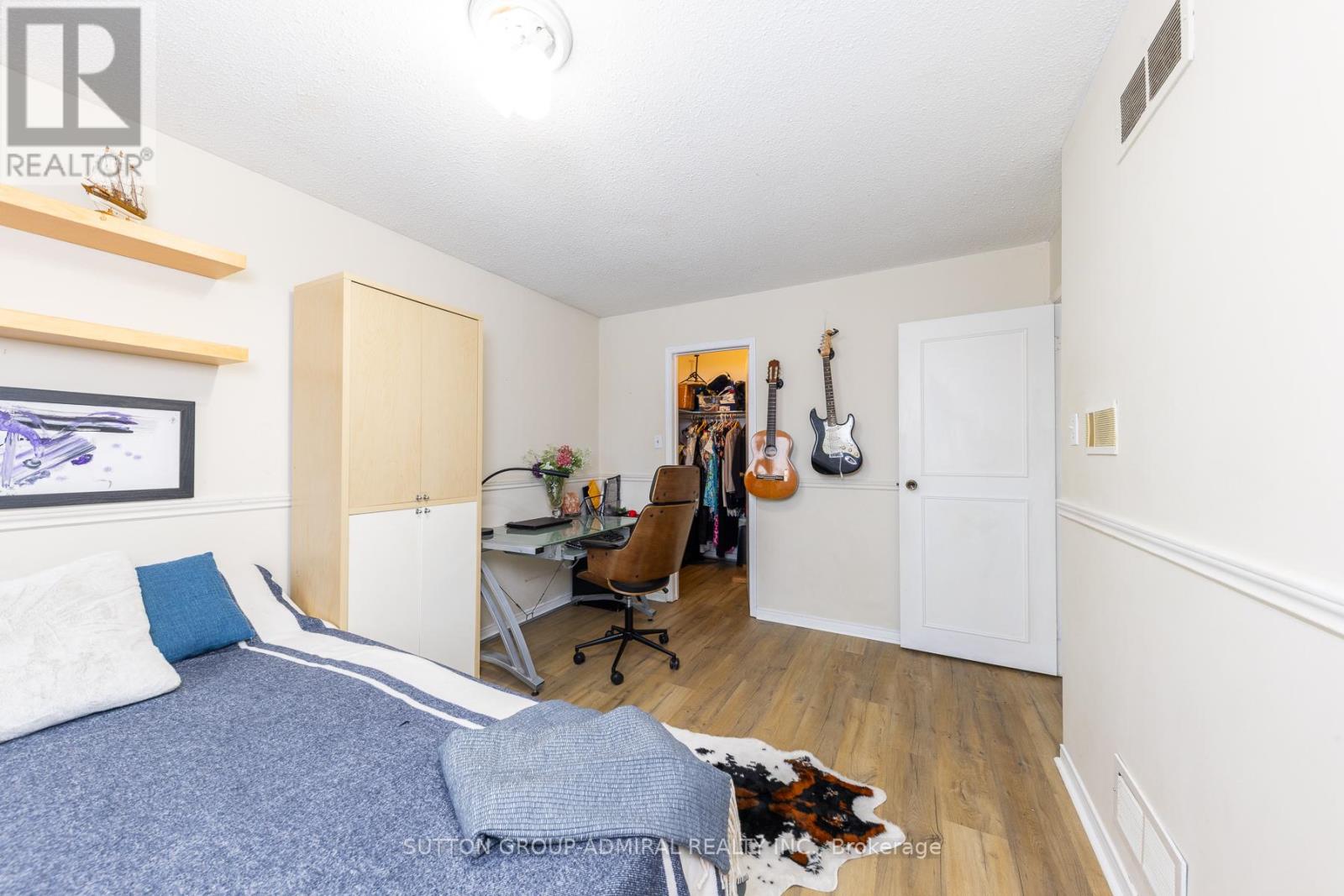 15 Miles Court, Richmond Hill, Ontario  L4C 5P7 - Photo 30 - N12767364