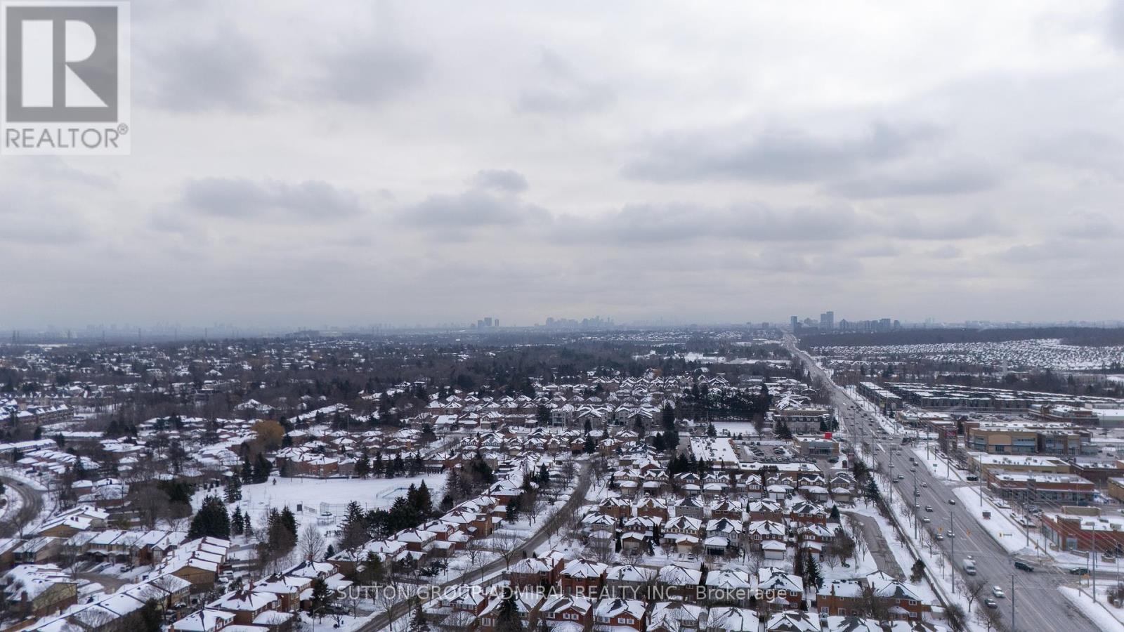 15 Miles Court, Richmond Hill, Ontario  L4C 5P7 - Photo 45 - N12767364